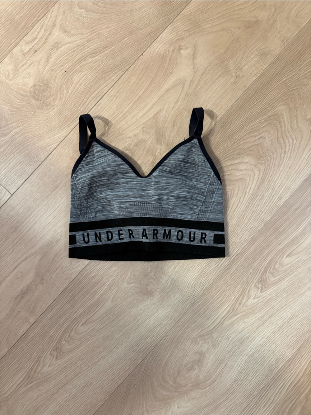 Under Armour Grey & Black Women's Seamless Sports Bra